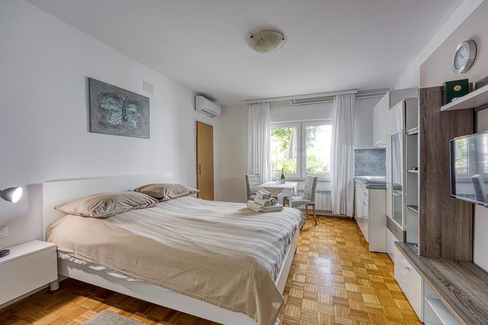 Aparments Jedro&Karlo Apartamento Poreč Exterior foto