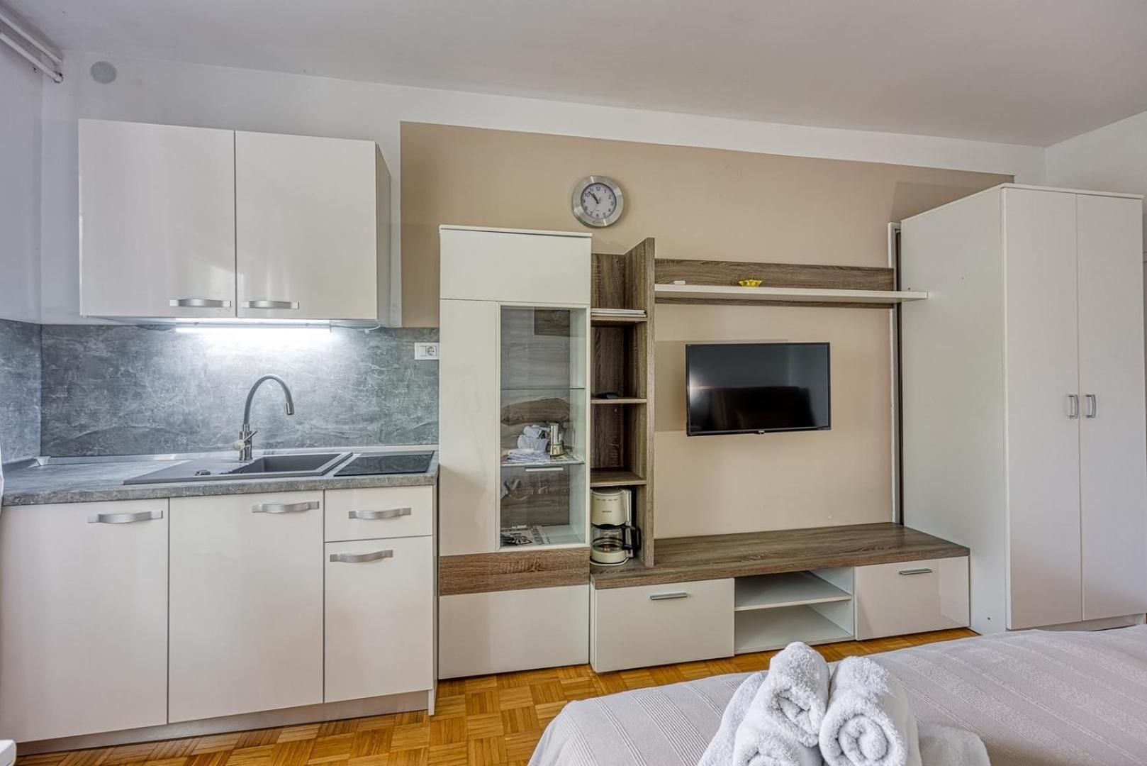 Aparments Jedro&Karlo Apartamento Poreč Exterior foto